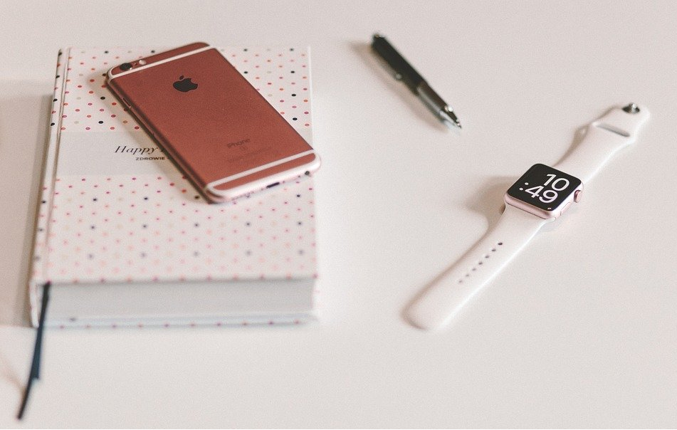 Should You Upgrade to the Apple Watch Series 7?